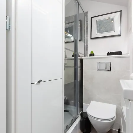 Cozy With Balcony Mokotów By Renters