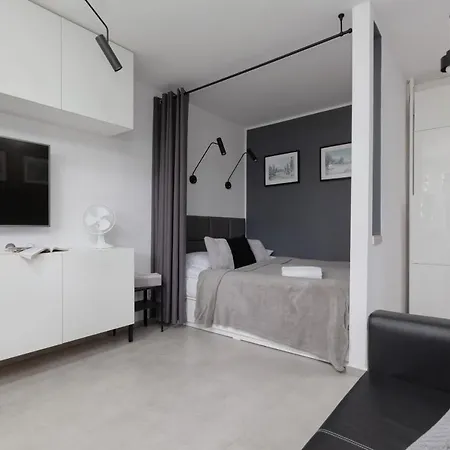 Metro Wierzbno Cozy Mokotow By Renters Апартаменты Варшава